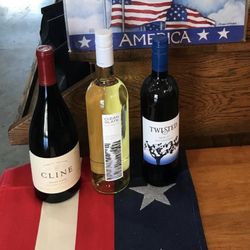 Uncommon Grounds - Beer, wine, and limited cocktails available too!