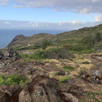 Makapu'u Point Lighthouse Trail - That's your path - Hiking Near Me - Honolulu, Hawaii Makapu'u Point Lighthouse Trail - That's your path - Hiking Near Me - Honolulu, Hawaii