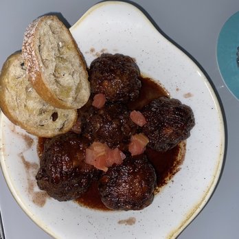 Le Meridien Pasadena Arcadia - Wagyu meatballs - Hotels Near Me - Arcadia, California Le Meridien Pasadena Arcadia - Wagyu meatballs - Hotels Near Me - Arcadia, California