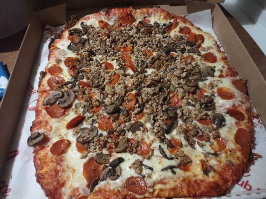Bocce Club Pizza by null