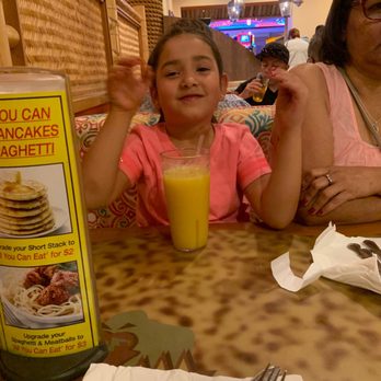 Beach Cafe - Waiting for our food. - Cafes Near Me - Laughlin, Nevada Beach Cafe - Waiting for our food. - Cafes Near Me - Laughlin, Nevada