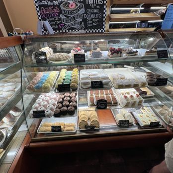 Hanks Pastries - Bakeries Near Me - Port Perry, Ontario Hanks Pastries - Bakeries Near Me - Port Perry, Ontario
