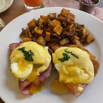 The Smith - The Smith Eggs Benedict - New American Near Me - New York, New York The Smith - The Smith Eggs Benedict - New American Near Me - New York, New York