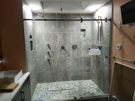 Aquality Plumbing & Heating Logo