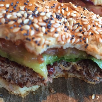 Montana Diner - American Near Me - Crans-sur-sierre, VS Montana Diner - American Near Me - Crans-sur-sierre, VS