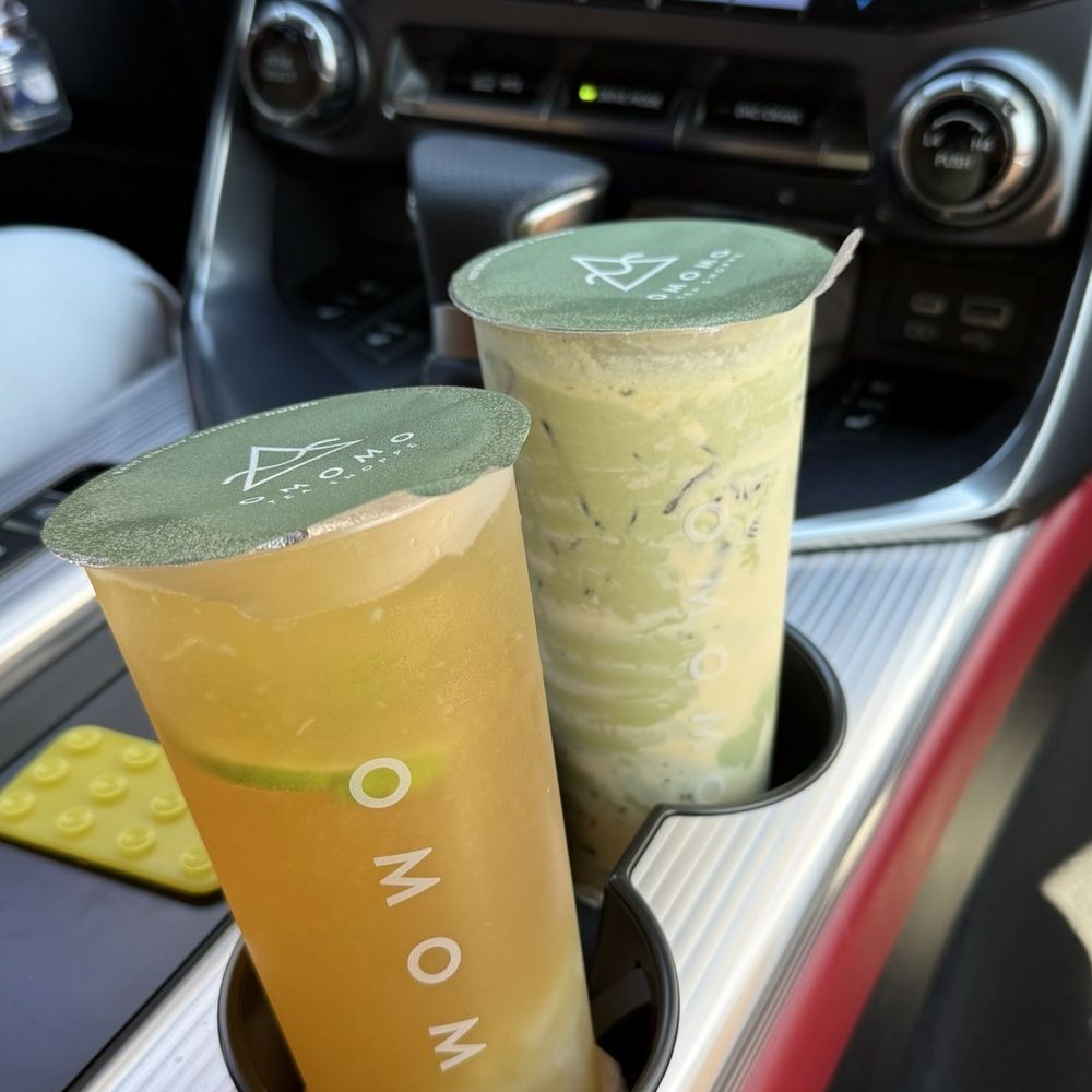 OMOMO Tea Shoppe - Four Seasons Tea, Oreo Brûlée Green Milk Tea - Coffee & Tea Near Me - Chino Hills, California