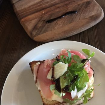 Fabio On Fire - Pizza Near Me - Peoria, Arizona