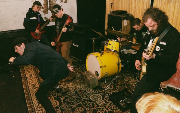 Dumb Records by null
