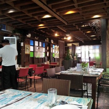 Hapag Vicentico's - Restaurant Interior - Filipino Near Me - Cabanatuan City, NUE