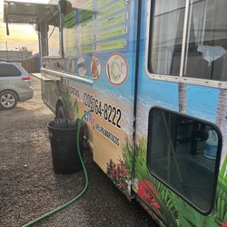 Tacos El Palmar - Taco truck