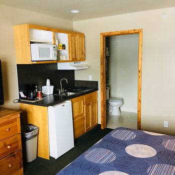 Boulder Creek Inn - Hotels Near Me - Donnelly, Idaho Boulder Creek Inn - Hotels Near Me - Donnelly, Idaho