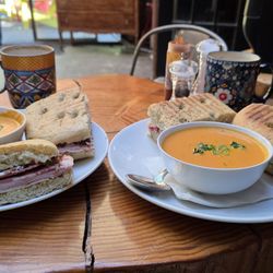 Shirley Delicious Cafe - Tomato basil soup and Sgaeabatolo sandwich!