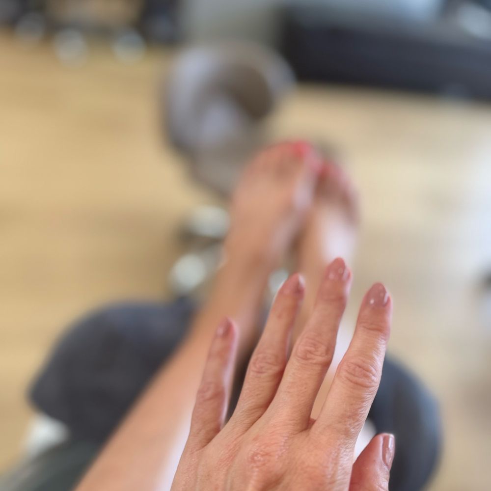 La Flora Nails - Gel Manicure - Nail Salons Near Me - Studio City, California La Flora Nails - Gel Manicure - Nail Salons Near Me - Studio City, California