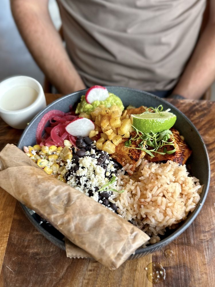 CONTENTO CAFE Updated October 2024 26 Photos & 24 Reviews 2280 S