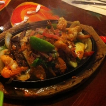 Salsa & Beer - Spicy fajita combo - Mexican Near Me - Van Nuys, California Salsa & Beer - Spicy fajita combo - Mexican Near Me - Van Nuys, California