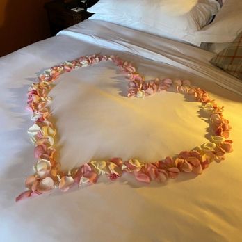 Riggs - Rose Petals add on - Hotels Near Me - Washington, DC, District of Columbia