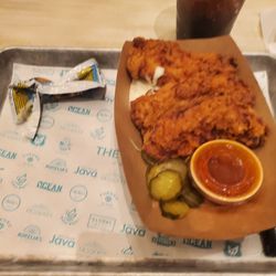 Hot Chicken - Chicken strips with sweet sauce