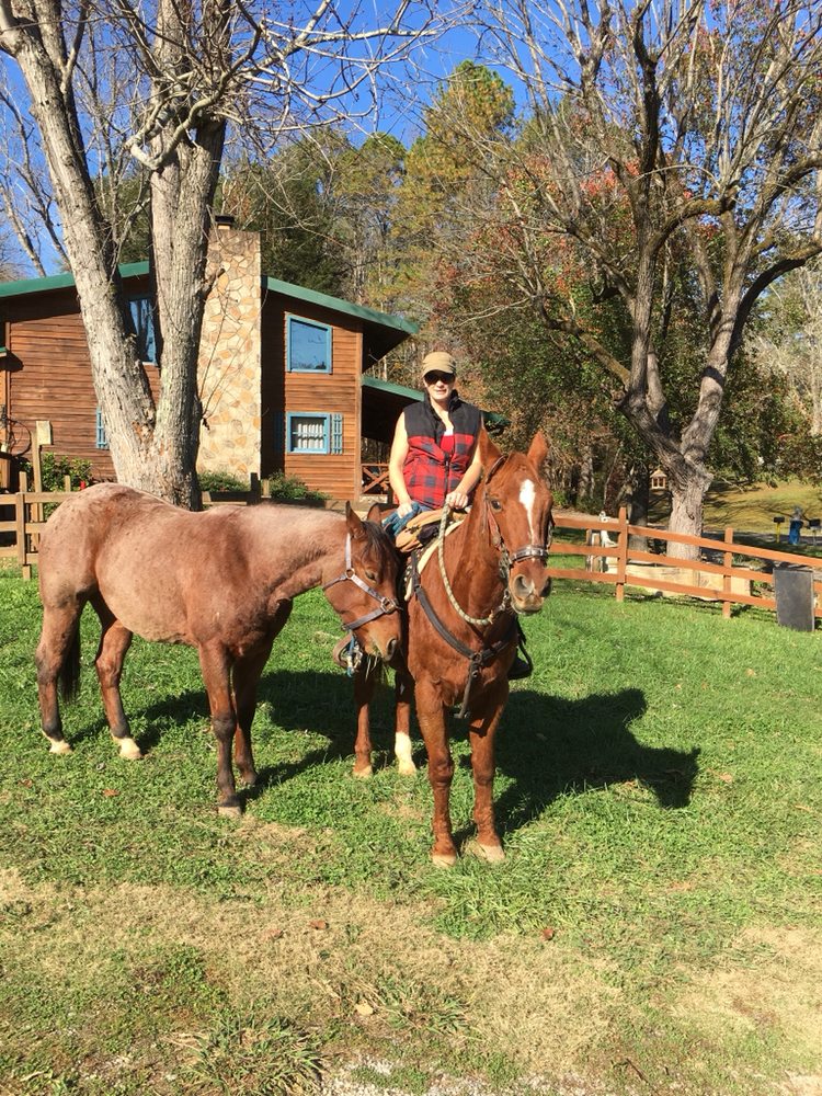 Camp Lamon - equestrian in Townsend, TN