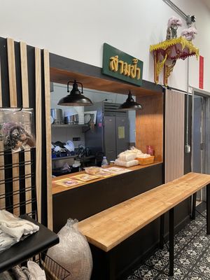 3 Aunties Thai Market 2 by null