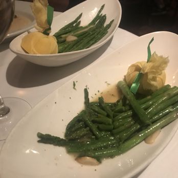 Carmine's - Italian Near Me - Chicago, Illinois