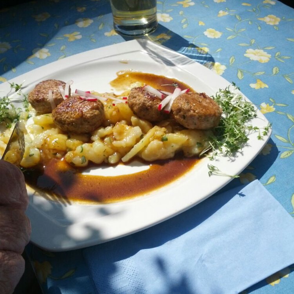 Schloßgaststätte Leutstetten - Kalbspflanzerl - Bavarian Near Me - Starnberg, BY Schloßgaststätte Leutstetten - Kalbspflanzerl - Bavarian Near Me - Starnberg, BY