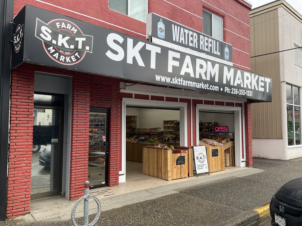 SKT FARM MARKET 273 Wallace Street, Hope, British Columbia Farmers