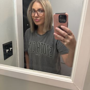 Salon 231 - Full high light  & cut - Hair Salons Near Me - Saint Louis, Missouri