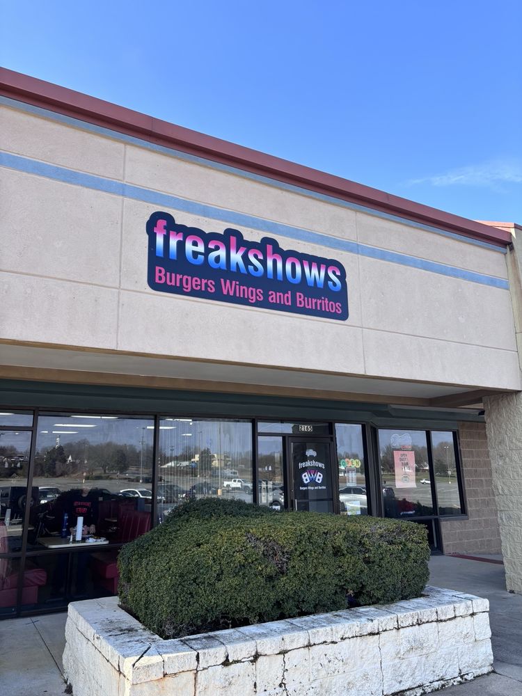Freakshows Burger, Wings And Burritos Logo