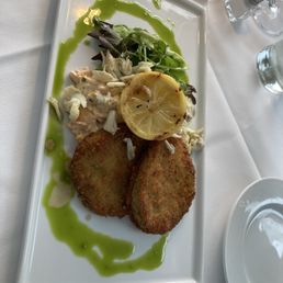 Fried green tomatoes. Very nice enough for two.