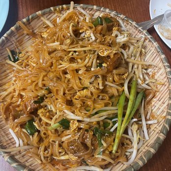 Lao Kitchen - Chicken pad thai - Laotian Near Me - Las Vegas, Nevada Lao Kitchen - Chicken pad thai - Laotian Near Me - Las Vegas, Nevada