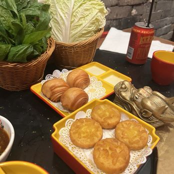 Wei Shu Wu Hotpot - 炸馒头 Fried Buns with Condensed Milk 南瓜饼 Pan Friied Pumpkin Cake 大白菜 Napa Cabbage 菠菜 Spinach 王老吉 Herbal Tea - Hot Pot Near Me - Quincy, Massachusetts