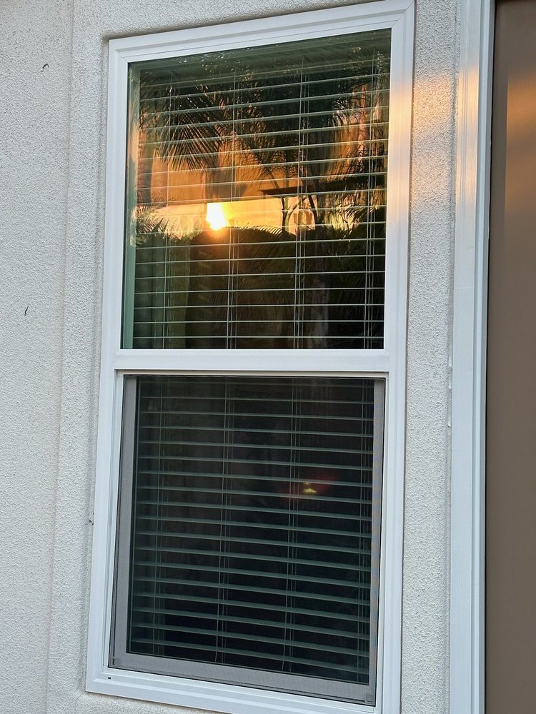 Slide of Elor Energy