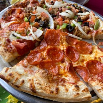 Dare Devil's Pizzeria - Pepperoni pizza and the works. - Pizza Near Me - Kill Devil Hills, North Carolina Dare Devil's Pizzeria - Pepperoni pizza and the works. - Pizza Near Me - Kill Devil Hills, North Carolina