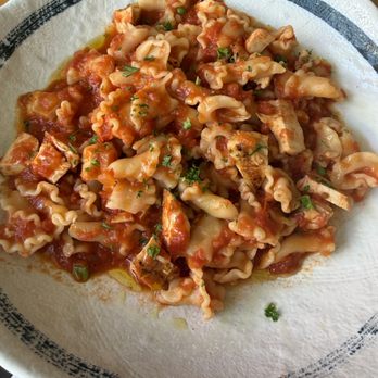 Brava Garden Eatery - Wine Bars Near Me - Pleasanton, California