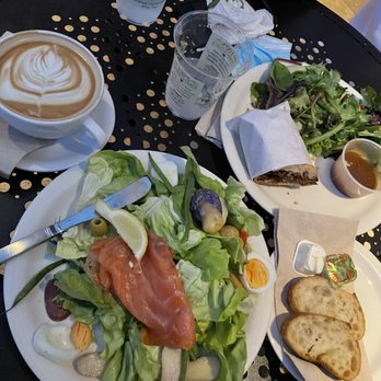 Urth Caffe - Coffee & Tea Near Me - Laguna Beach, California Urth Caffe - Coffee & Tea Near Me - Laguna Beach, California