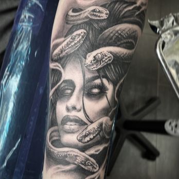 Rico Dionichi - another medusa tattoo, glowing eyes - Tattoo Near Me Rico Dionichi - another medusa tattoo, glowing eyes - Tattoo Near Me