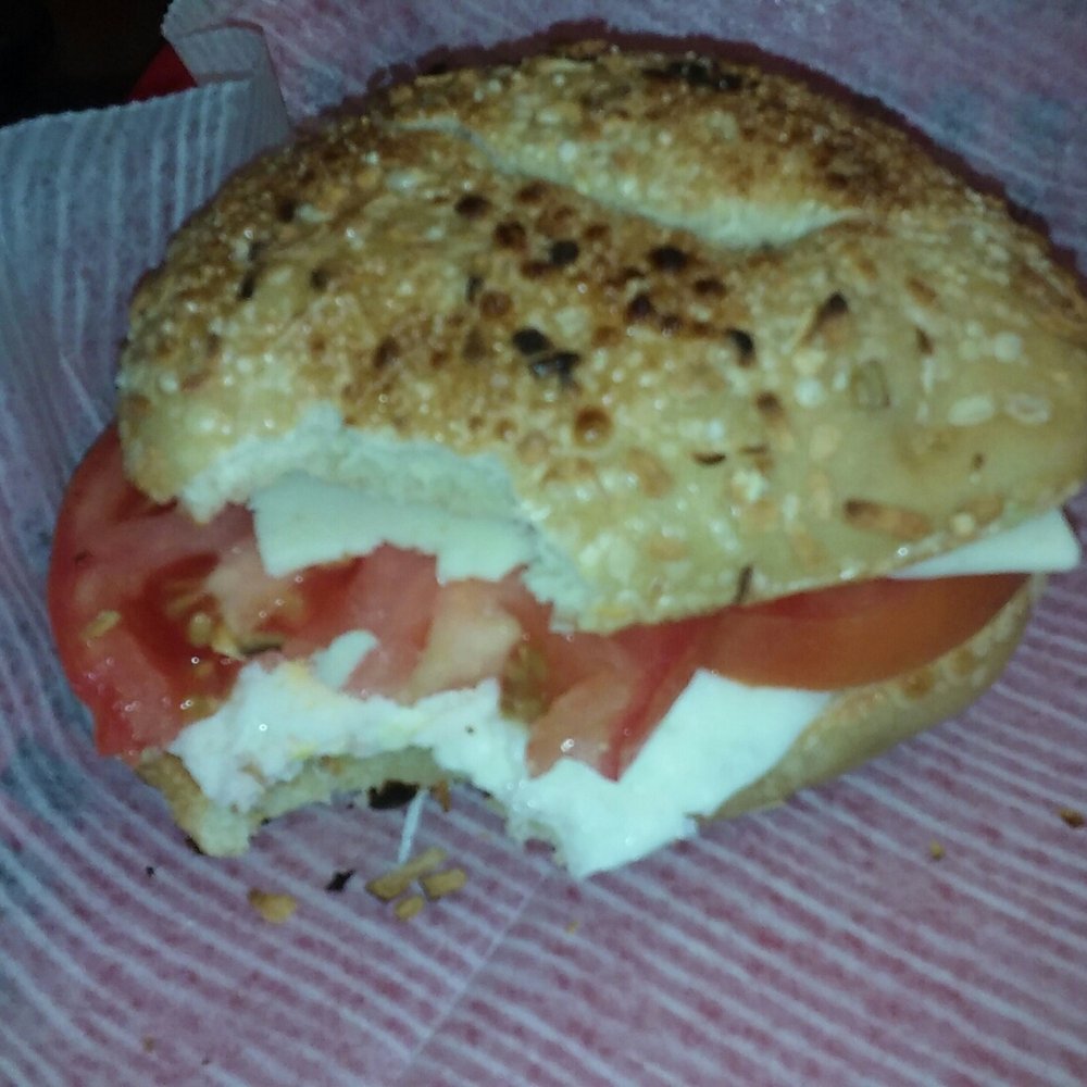 Egg, cheese and tomato