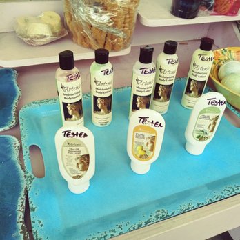 Loris Soaps & Sponges Exchange - Cosmetics & Beauty Supply Near Me - Tarpon Springs, Florida