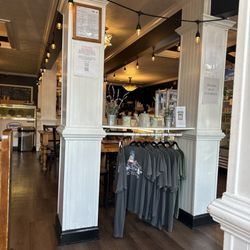 Picnic Cafe and Dessertery