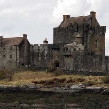 Eilean Donan - Souvenir Shops Near Me - Kyle, HLD