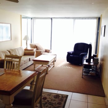 Capri By The Sea - Main room - Vacation Rentals Near Me - San Diego, California