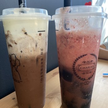 Chakaa Tea Cafe - Swiss Cocoa with Oreo & Strawberry Yukult with Grass Jelly - Bubble Tea Near Me - Thousand Oaks, California