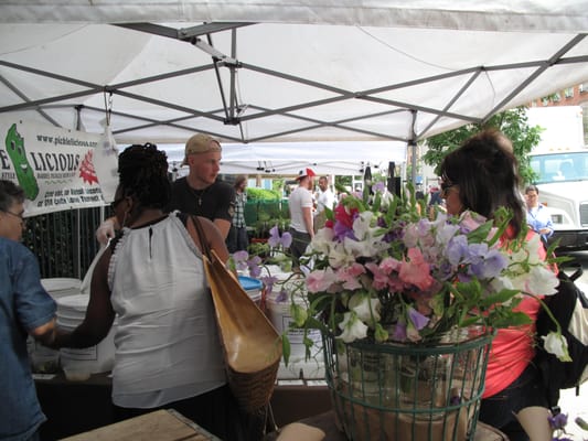 Down to Earth Chelsea Farmers Market by null