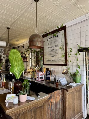 Hillside Farmacy by null