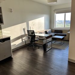 Element Fargo - Living room area