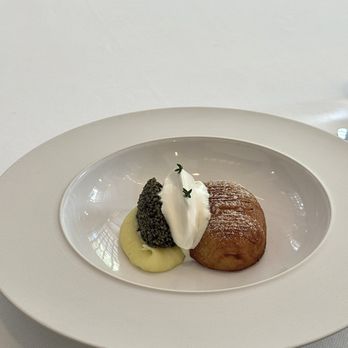 Eleven Madison Park - New American Near Me - New York, New York Eleven Madison Park - New American Near Me - New York, New York