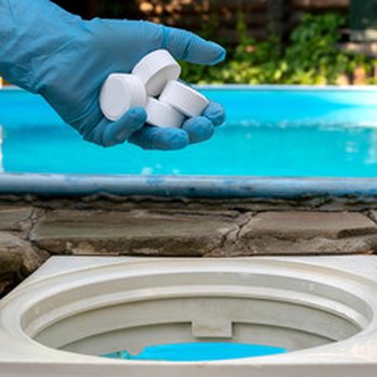 Pool & Spa Pro - We use sophisticated tools and techniques to keep your pool clean all year round. - Pool Cleaners Near Me - Los Angeles, California Pool & Spa Pro - We use sophisticated tools and techniques to keep your pool clean all year round. - Pool Cleaners Near Me - Los Angeles, California