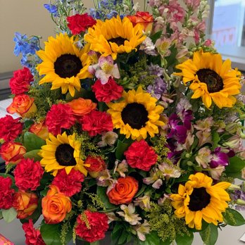 Friendly Flowers - Beautiful sympathy arrangement - Florists Near Me - Downey, California Friendly Flowers - Beautiful sympathy arrangement - Florists Near Me - Downey, California