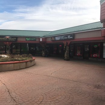 Millie's Kitchen - the outside of a restaurant - Pizza Near Me - Westfield, Massachusetts