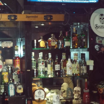 Skullyz Cantina - Dive Bars Near Me - Puerto Peñasco, SON